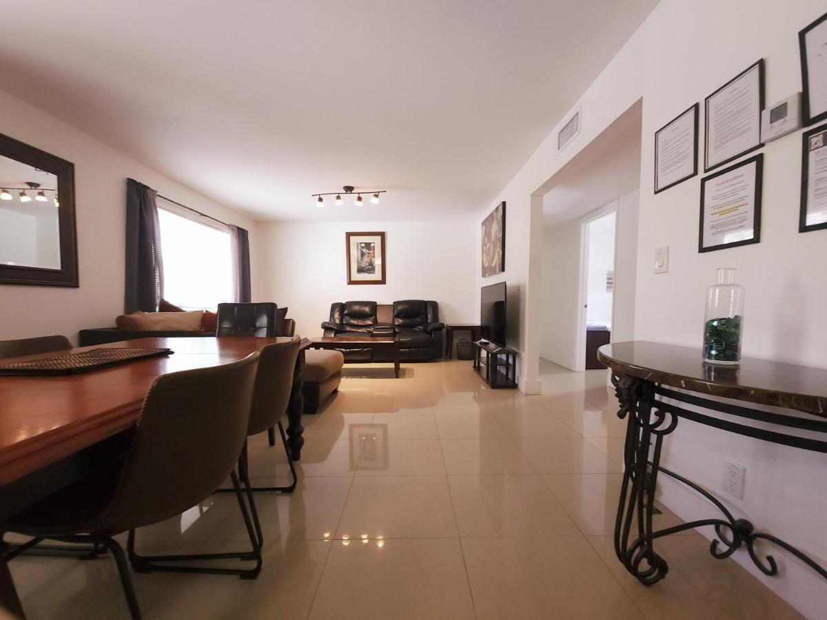 A4 - Endless Summer Rentals - Downtown Apartment Near Park, Ports, And Beach Fort Lauderdale Bagian luar foto